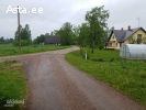 14 км от центра Раквере, в 7 км от озер Поркуни